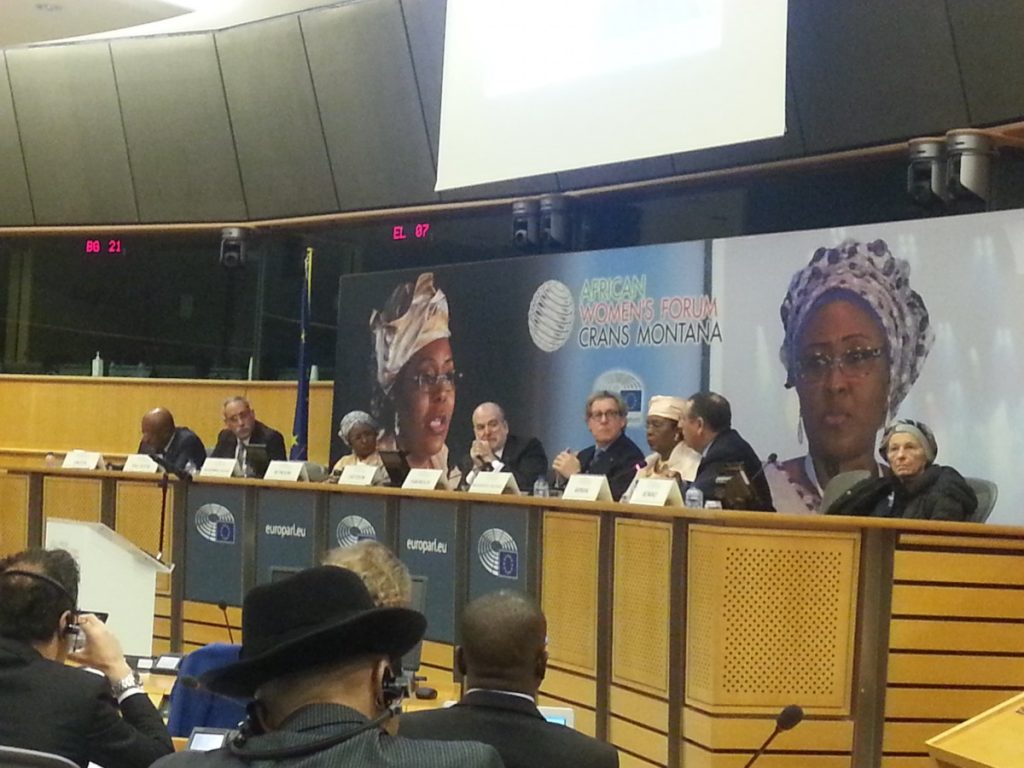 Article : Cher journal, j’étais à Bruxelles